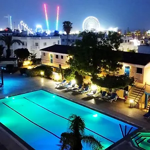 3* Lägenhetshotell Green Bungalows Hotel Apartments