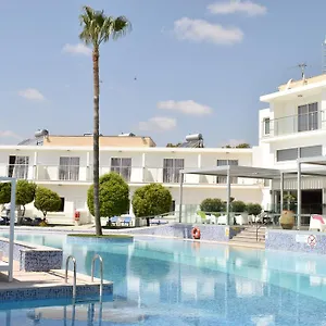 2* Hotell Fedrania Gardens